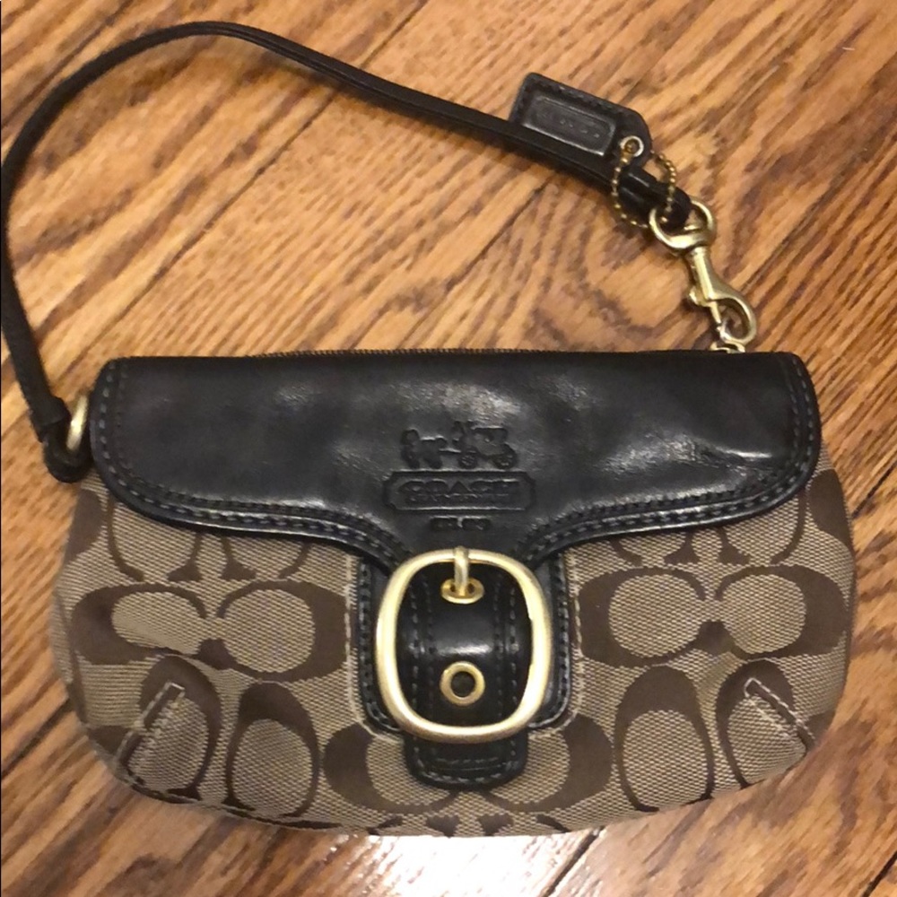 Wristlet